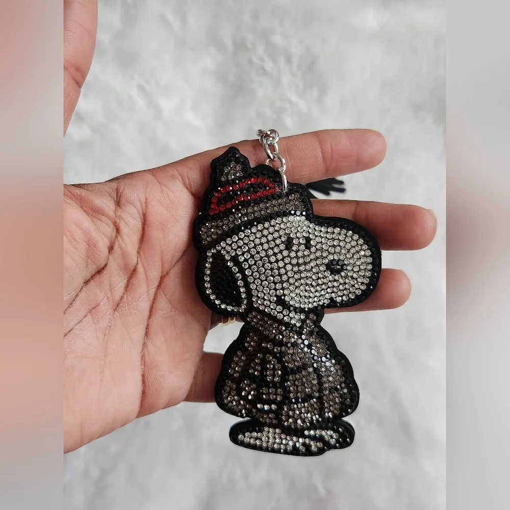 Snoopy With Gray Coat And Hat Rhinestone Keychain with Tassel Bag Charm